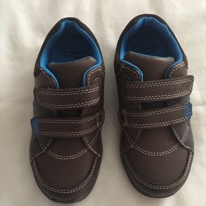 Infants Clark’s Light Up Shoes size 7